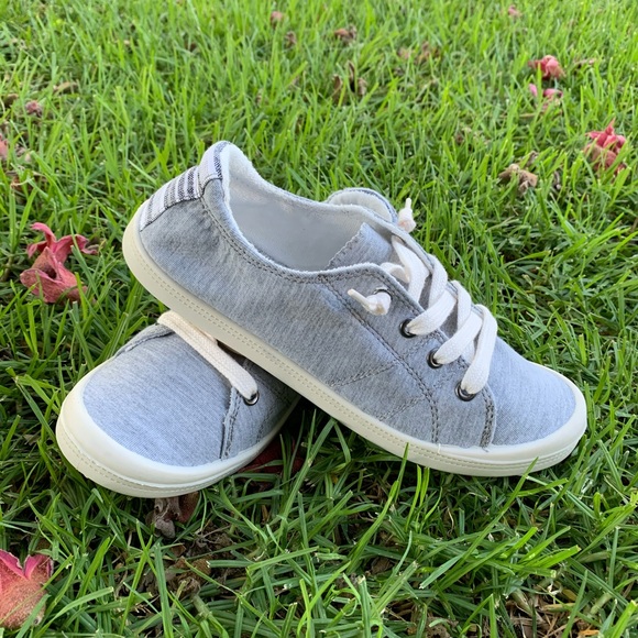 CUTE GRAY LACE UP SLOUCHY FLAT SNEAKERS KICKS - Picture 4 of 6